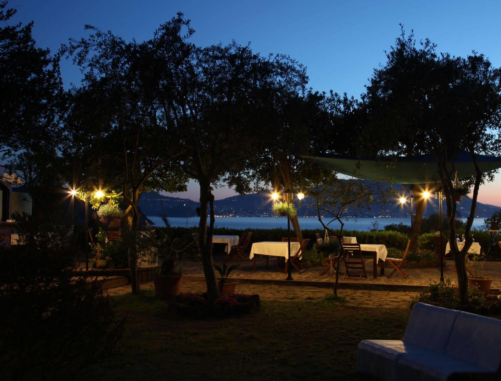 Solcalante Hotel Procida Buitenkant foto
